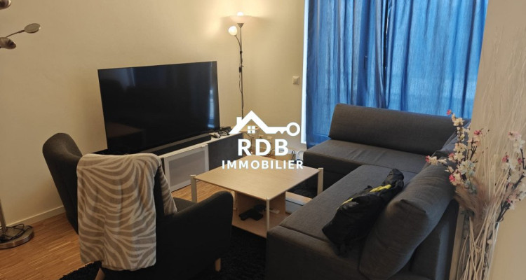 Appartement de 3 pièces au rez-de-chaussée à Corsier 1246 image 2