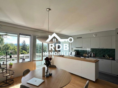 Appartement de 6 pièces au 7ème étage situé à Chêne-Bougeries 1224 image 2