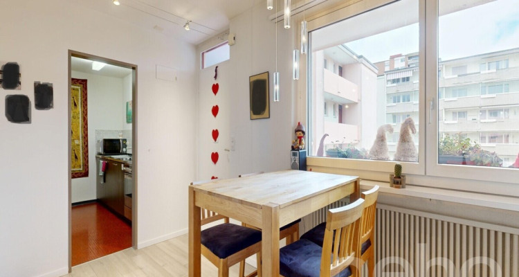 2.5-Zimmer-Wohnung mit Balkon an beliebter Lage in Wetzikon image 3