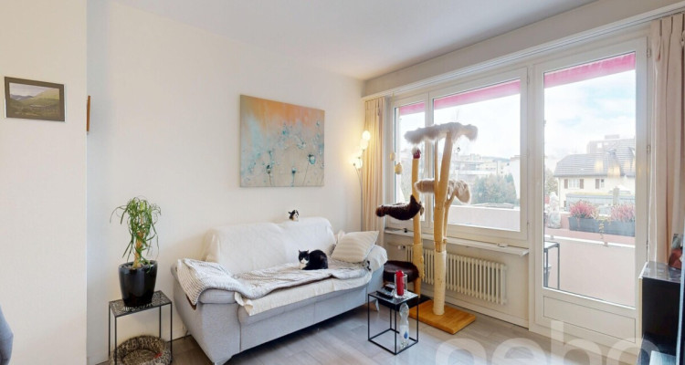 2.5-Zimmer-Wohnung mit Balkon an beliebter Lage in Wetzikon image 5