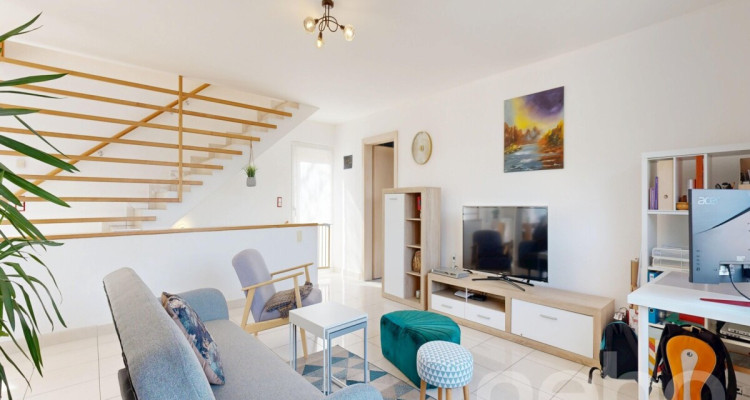 Maison familiale lumineuse avec vaste terrasse image 1