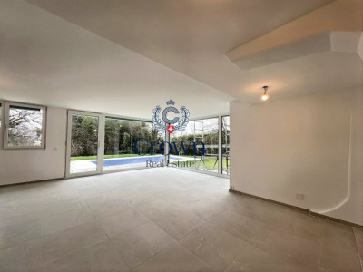 Character and volume image 6