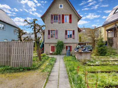 Attraktives Grundstück mit Einfamilienhaus in guter Lage von Bülach image 1