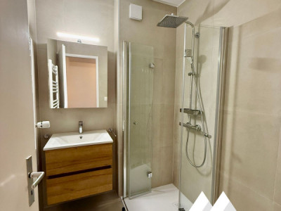 APPARTEMENT TRAVERSANT 82 M2 - 4 PCES ! HYPER-CENTRE SION  image 10