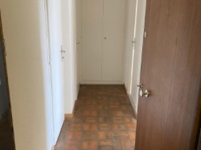 Appartement 2,5 pièces situé à Thônex image 3