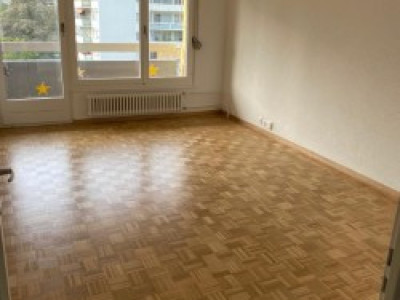 Appartement 2,5 pièces situé à Thônex image 1