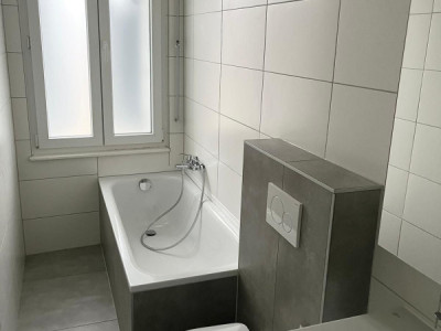 Objet rare - Ravissant triplex 4.5 pièces au coeur du vieux village de Collombey image 4