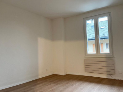 Objet rare - Ravissant triplex 4.5 pièces au coeur du vieux village de Collombey image 5