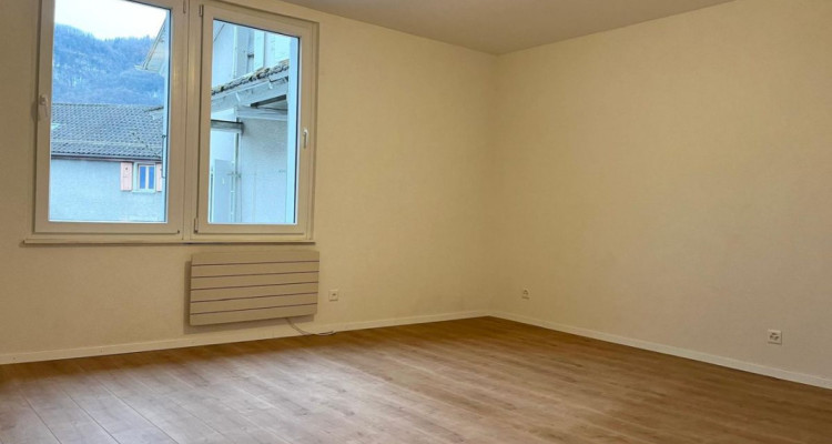 Objet rare - Ravissant triplex 4.5 pièces au coeur du vieux village de Collombey image 6