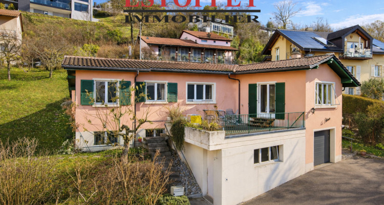 Villa individuelle de 4.5 pièces avec vue lac et fort potentiel d’agrandissement image 1