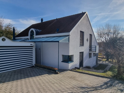 Villa individuelle de 7,5 pièces  image 1