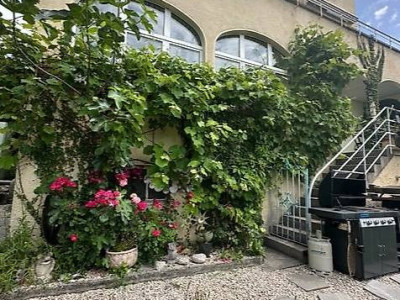 Sous location , appartement à Pully 2100fr 2,5p image 1