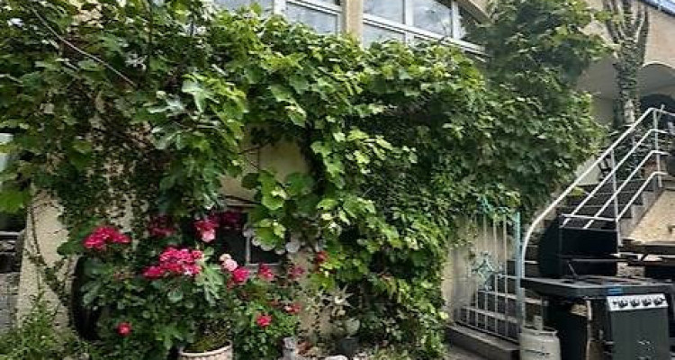 Sous location , appartement à Pully 2100fr 2,5p image 1