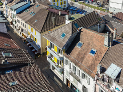 Immeuble mixte 2 Commerces + 3.5 + 8.5 en duplex image 2