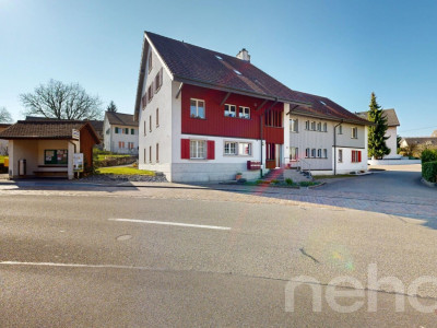 Stilvolle 4.5-Zimmer-Attika-Maisonette mit Charme und Komfort image 1