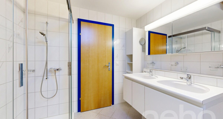 Stilvolle 4.5-Zimmer-Attika-Maisonette mit Charme und Komfort image 10