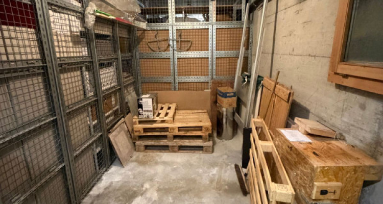 Surface commerciale idéalement située au centre de Riddes image 6