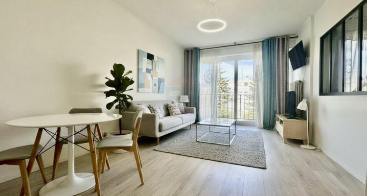 Charmant Studio de 39 m² dans une résidence sécurisée et verdoyante image 1