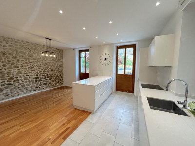 Magnifique maison villageoise avec piscine image 6