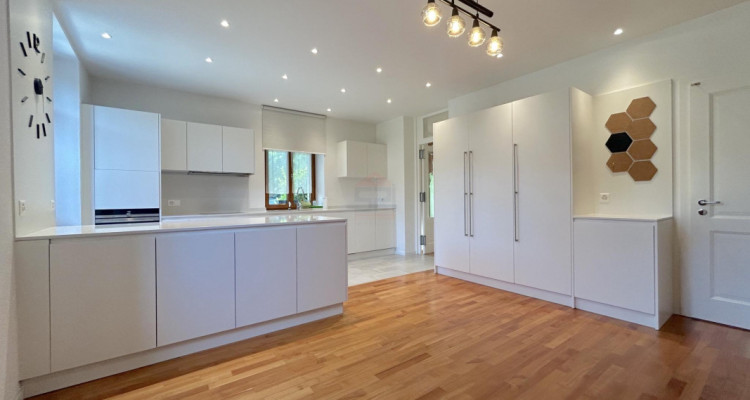 Magnifique maison villageoise avec piscine image 7