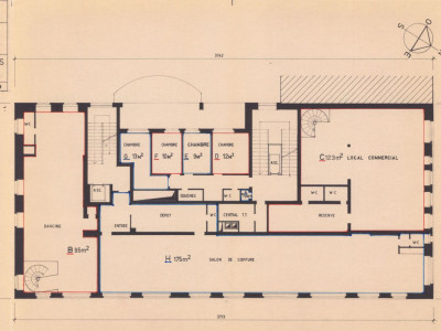 Surface commerciale au centre ville image 2