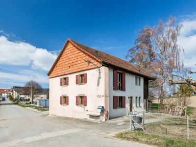 Maison rénovée de 5 pièces avec grand jardin à Villarzel image 2