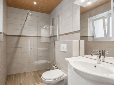 Maison avec trois appartements dans un cadre paisible à Marnand image 6