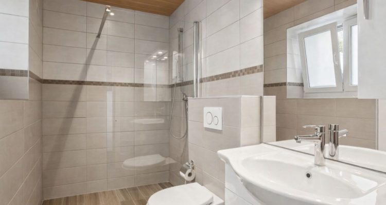 Maison avec trois appartements dans un cadre paisible à Marnand image 6