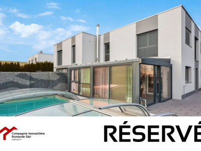 Villa jumelée indépendante avec piscine à Romont image 1