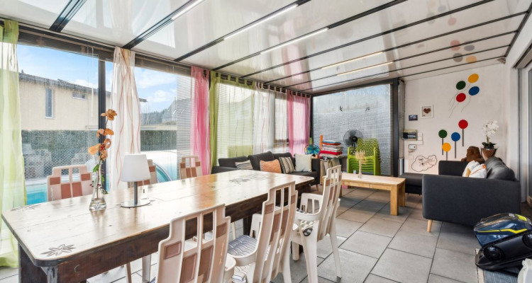 Villa jumelée indépendante avec piscine à Romont image 4