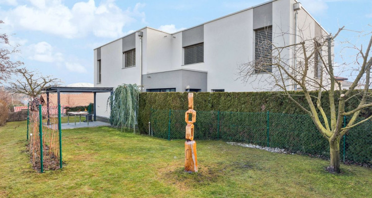 Villa jumelée indépendante avec piscine à Romont image 9