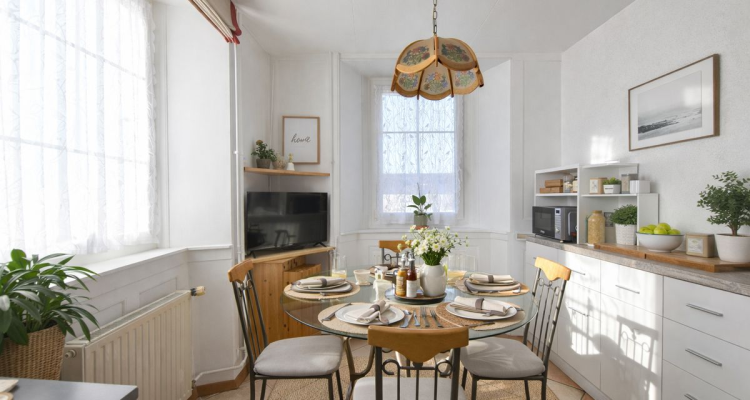 Maison jumelée au Chenit : espace, confort et charme pour toute la famille image 3