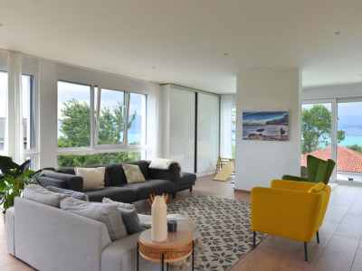 Villa contemporaine avec piscine et vue lac image 3