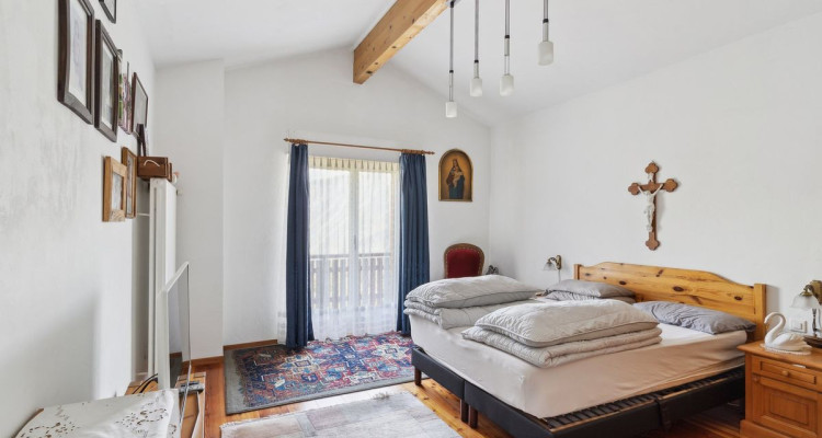 Spacieuse maison avec vue panoramique sur les Alpes image 4