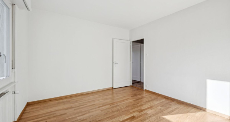 Appartement lumineux et calme : 2,5 pièces à Pully image 7