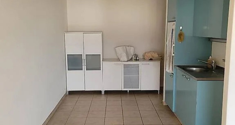 Appartement de 2.5 pièces à Onex  image 1