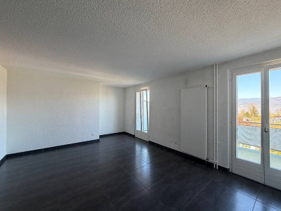 Appartement 2,5p à Crudefin 1150fr image 2