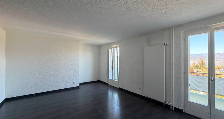 Appartement 2,5p à Crudefin 1150fr image 2