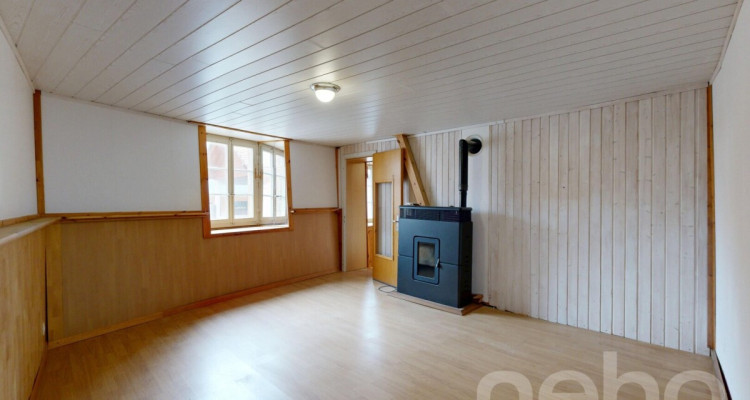 Charmante maison villageoise à rénover au c?ur dEtoy image 8