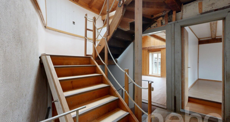 Charmante maison villageoise à rénover au c?ur dEtoy image 11