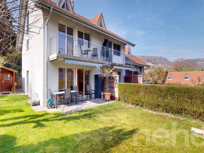 Attraktives 5.5-Zimmer Reiheneckhaus an familienfreundlicher Lage image 1