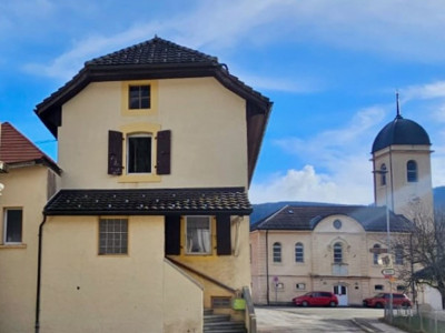 Authentique maison villageoise, Charme et volumes à Boveresse image 1