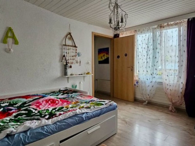 Authentique maison villageoise, Charme et volumes à Boveresse image 9