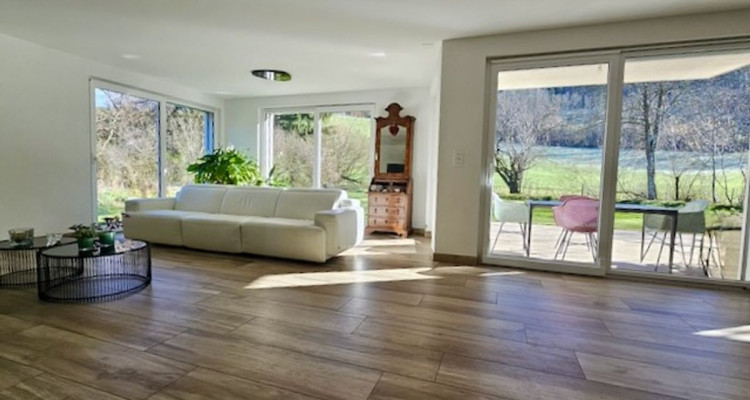 Villa mitoyenne située dans un agréable quartier prisé de Fleurier image 4