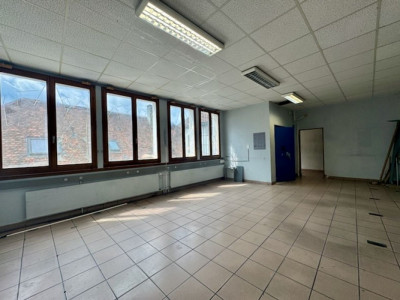 En exclusivité: Atelier et ou habitation!198 m² à rénover avec terrasse de 45 m²  image 6