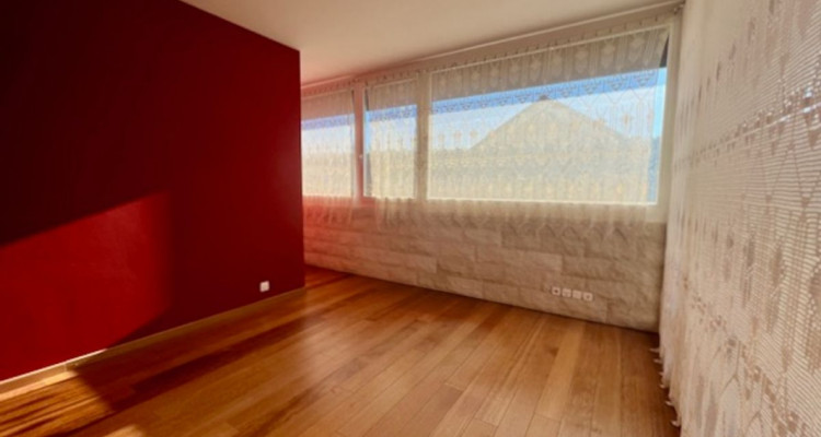  Faites une offre pour cette superbe villa dexception, avec vue sur le lac et les alpes image 9