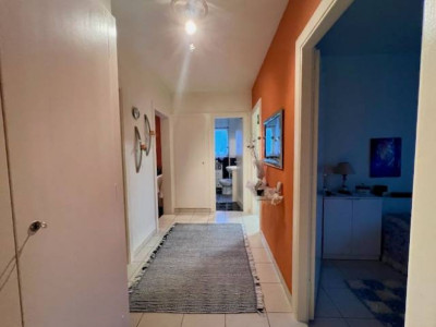 Appartement 3,5 pièces, au 2ème étage, avec balcon image 3