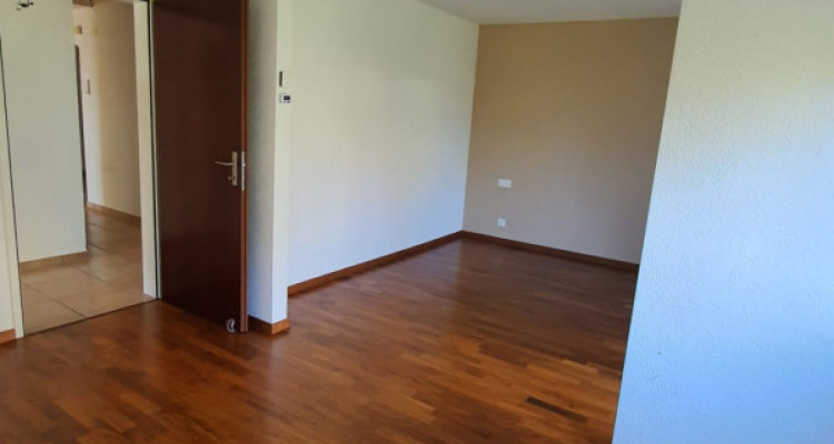 Havre de paix avec vue panoramique et jardin privé à Evilard image 11