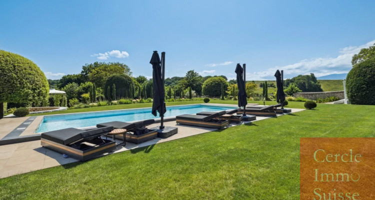 Château dexception du XVI? siècle entièrement rénové ? Propriété de prestige image 10