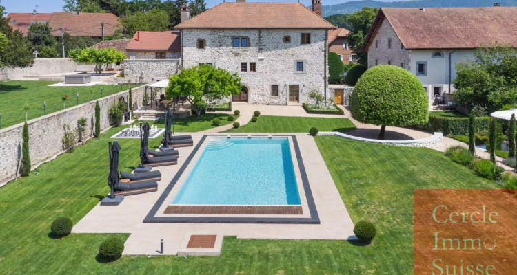 Château dexception du XVI? siècle entièrement rénové ? Propriété de prestige aux portes de Genève image 4